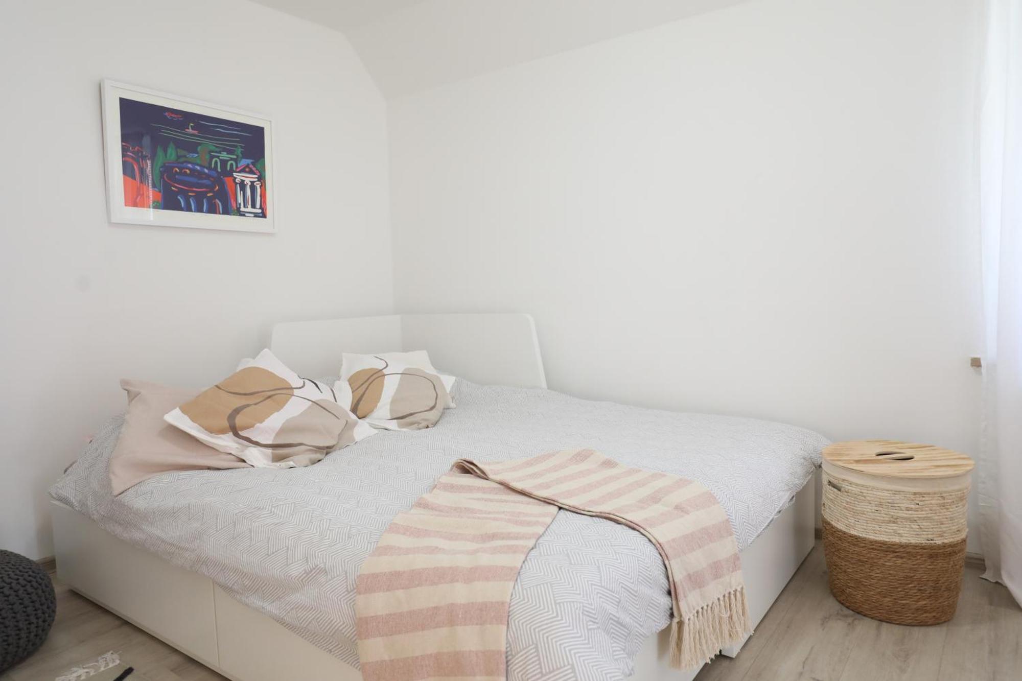 Apartment Mir PUY Eksteriør bilde